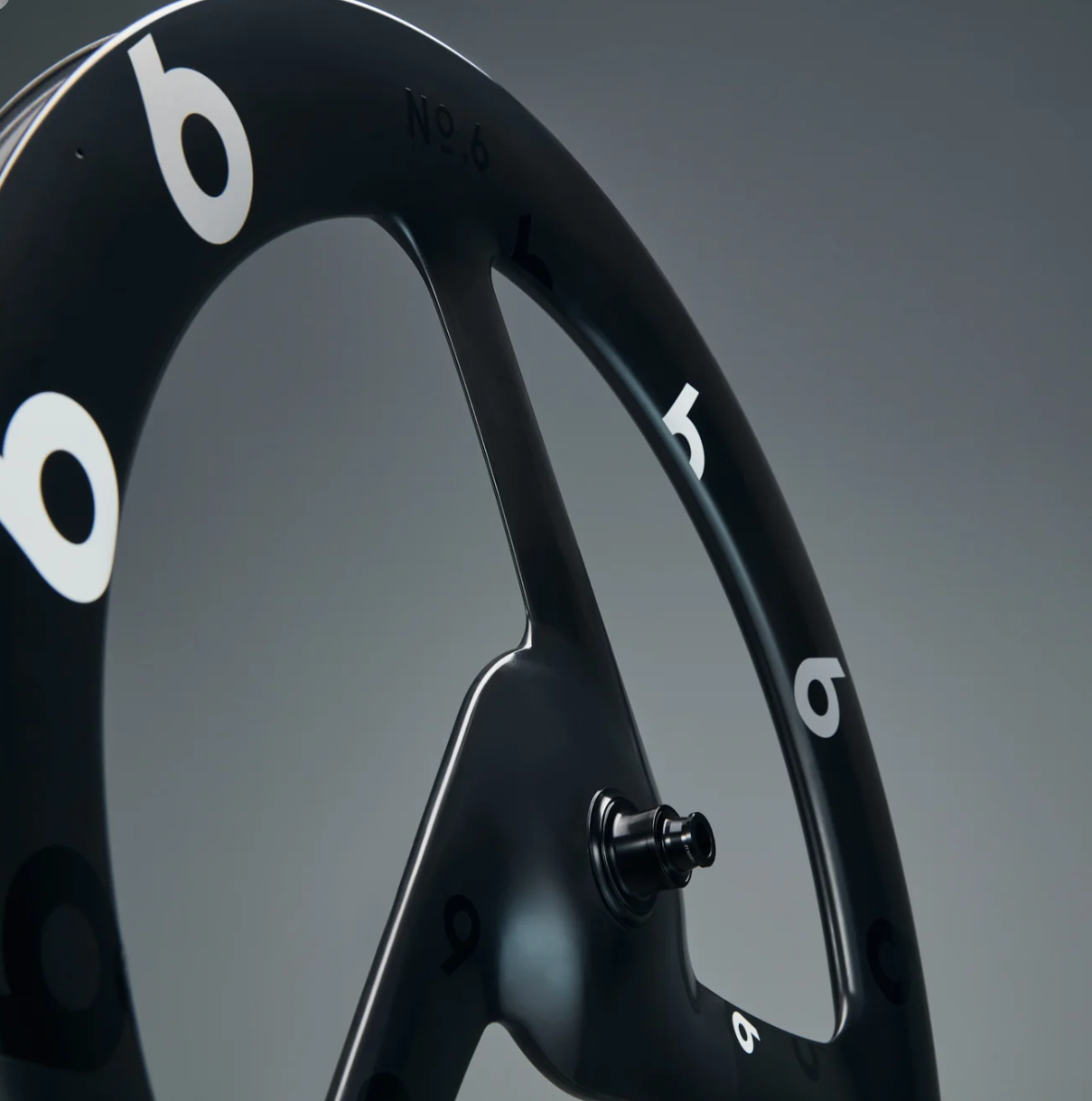 No.6 Pulsar A3RO Trispoke Wheel